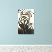 Shadow’s Touch Leinwanddruck (Insitu (Holzboden))