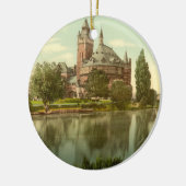 Shakespeares Erinnerungstheater, Keramikornament (Links)