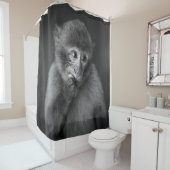 SHALLOW FOCUS FOTOGRAFIE DES SCHWARZEN MONKEY DUSCHVORHANG (Beispiel)