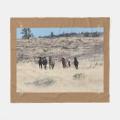 Shaman Band & Feathers Fleece Blanket (Vorderseite (Horizontal))