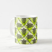 Shamanic Sea Turtles Pattern - Green Kaffeetasse (Vorderseite Links)