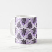 Shamanic Sea Turtles Pattern - violet Kaffeetasse (Vorderseite Links)