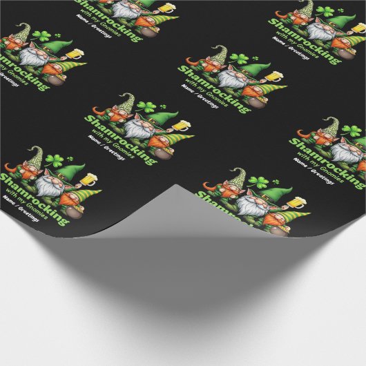 Shamrocking mit My Gnomies Funny St. Patrick's Geschenkpapier (Ecke)