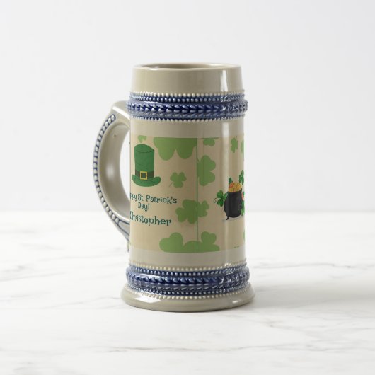 Shamrocks, leprechauns & Pot of Gold Stein Bierglas (Vorderseite Links)