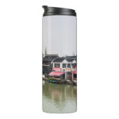 Shanghai, China, 30.03.2017, Historischer Bui aus  Thermosbecher (Nach rechts gedreht)