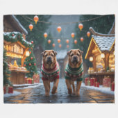Shar Pei Hunde Weihnachten Schnee Feiertag Fleecedecke (Vorderseite (Horizontal))