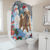 Shar Pei läuft im Schnee mit Weihnachtshut Duschvorhang (Beispiel)