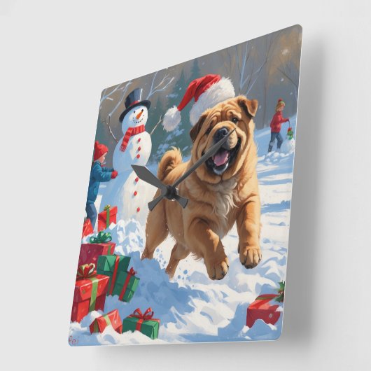Shar Pei läuft im Schnee mit Weihnachtshut Quadratische Wanduhr (Winkel)