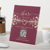 Share the Liebe Wedding QR Code Pedestal Sign Sockelschild (In SItu)