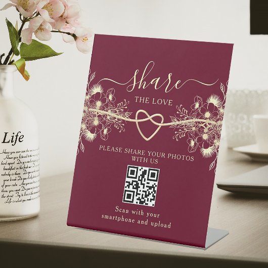 Share the Liebe Wedding QR Code Pedestal Sign Sockelschild