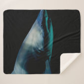 SHARK AGAINST BLACK BACKGROUND SHERPADECKE (Vorderseite (Horizontal))