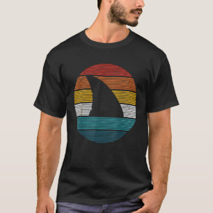 Shark Fin Vintag Scuba Diving Surf Retro Diver Gi T-Shirt