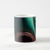 Shark sculpture on the beach kaffeetasse (Mittel)