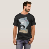 Shark Soccer Player Soccer T-Shirt (Vorne ganz)