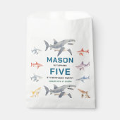 Shark Splash 5th Birthday Party | Cute Ocean Kids Geschenktütchen (Vorderseite)