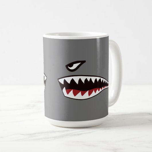 Shark Teeth Nose Art Tasse (VorderseiteRechts)