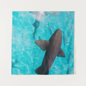 SHARKS ON BODY OF WATER WANDTEPPICH (Vorderseite (Horizontal))