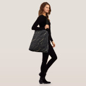 Sharp Black and Gold Marmor Tragetaschen Mit Langen Trägern (Am Model)