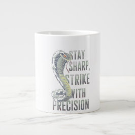 Sharp bleibe, Strike mit Präzision - Cobra Design Jumbo-Tasse