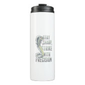 Sharp bleibe, Strike mit Präzision - Cobra Design Thermosbecher (Vorderseite)
