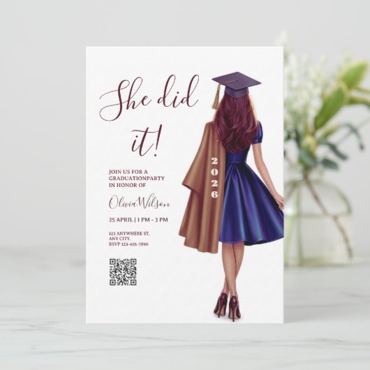 She Did It | Brown Bronze Elegant Graduation Party Einladung (Stehend Vorderseite)