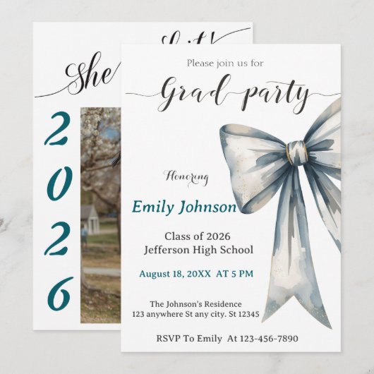 She did it Graduation invitation Photo Blue Bow Einladung (Vorne/Hinten)