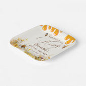 She found her honey Bee bridal shower Pappteller (Gewinkelt)