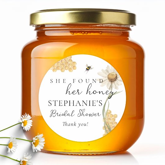 She Found Her Honey Personalized Bridal Shower Runder Aufkleber