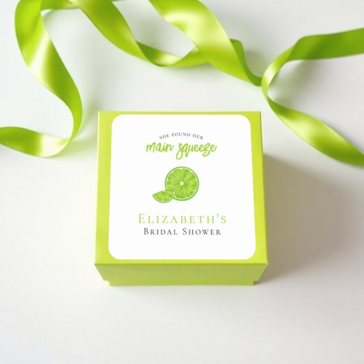 She Found her Main Squeeze Bridal Shower Favor Quadratischer Aufkleber
