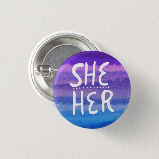 SHE/HER Pronouns farbenfrohe Handschrift Wasserfar Button (Vorne & Hinten)