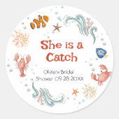 She Is a Catch Coastal Bridal Shower Favor Sticker (Vorderseite)
