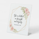 She Is Clothed in Strength and Dignity Floral Sockelschild (Vorderseite)