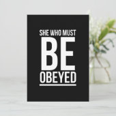 She must be obeyed funny gifts for her white dankeskarte (Stehend Vorderseite)