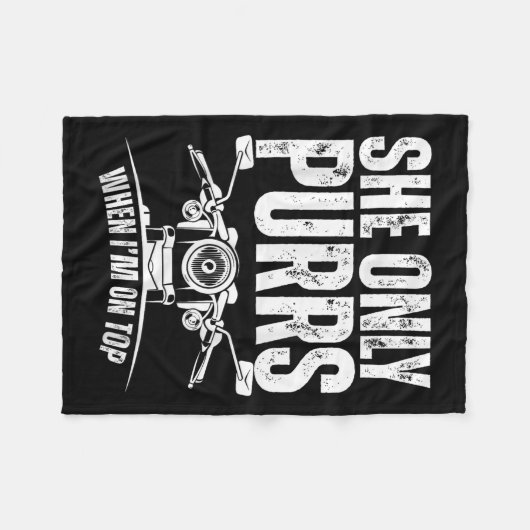 She Only Purrs When I'm On Top Funny Motorcycle Ri Fleecedecke (Vorderseite (Horizontal))