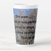 "She was hated at tea parties . . ." Latte Mug Milchtasse (Vorderseite)