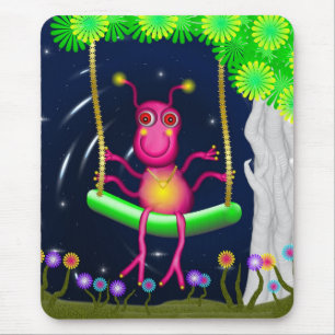 SheAlien auf ihrem Schwingen Mousepad