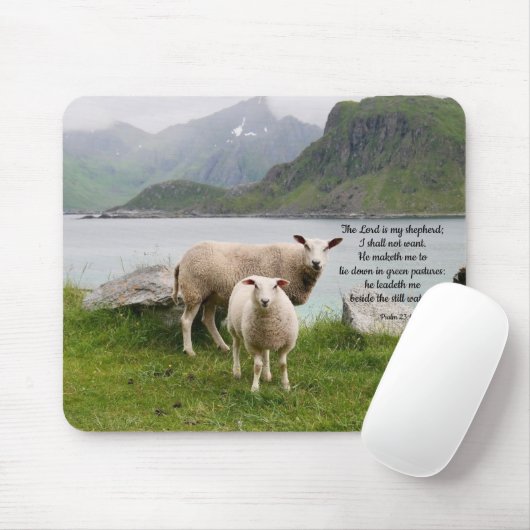 Sheep Beside Still Waters Mousepad (Mit Mouse)
