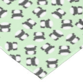 Sheep Birthday Party Green Tischdecke (Schrägansicht)