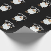 Sheep Happens Funny Gekackt Pun Dark BG Geschenkpapier (Ecke)