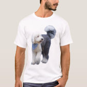 Sheepadoodle mit blauem karierten Schal T-Shirt (Vorderseite)