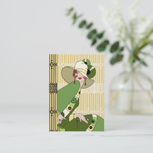 Shelby, Zwanzigerjahre Kunst-Deko-Dame im Gelb und Visitenkarte (Stehend Vorderseite)