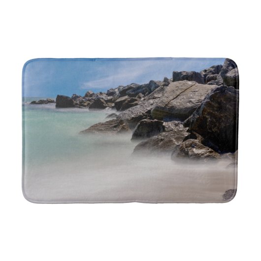 Shell Island Felsen und Wellen Badematten (Vorderseite)