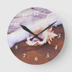 Shell on the Beach Runde Wanduhr