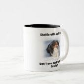 Sheltie Attitude-Tasse Zweifarbige Tasse (VorderseiteRechts)