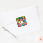 Sheltie Christmas Open Geschenke Tri Farbe Quadratischer Aufkleber (Umschlag)