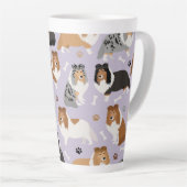 Sheltie Dog Knochen und Paws Latte Tasse (Rechte Ecke)