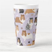 Sheltie Dog Knochen und Paws Latte Tasse (Vorderseite)