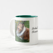 Sheltie mit Blume Tasse (Vorderseite Links)