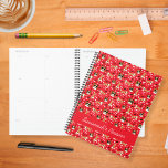 Shelties Shetland Sheepdog Pattern Red Planer<br><div class="desc">Gestaltungsmerkmale: Illustrierter Hundshund in wiederholtem Muster mit weißen Pfotendrucken und Hundeknochen auf hübschem rotem Hintergrund. Personalisiertes Produkt kann einen beliebigen Namen oder eine Phrase haben,  der dem Design hinzugefügt wird. Ändern Sie den Schriftart,  die Größe des Schriftartes und die Farbe des Schriftartes mithilfe des Personalize-Tools nach Ihren Wünschen.</div>