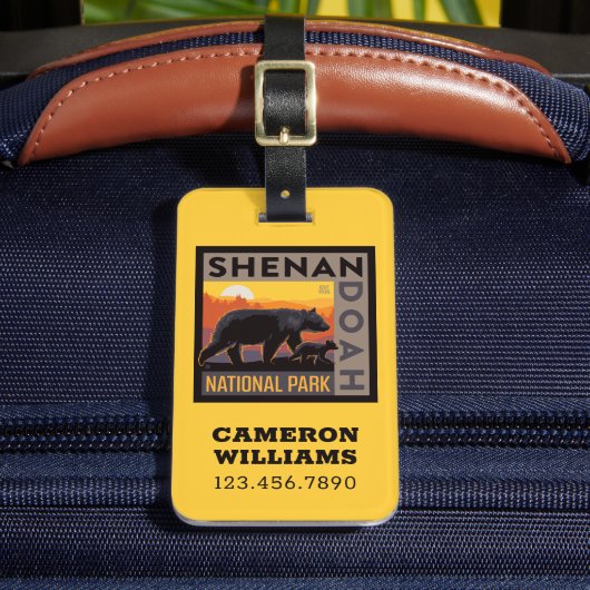 Shenandoah-Nationalpark | Mama Bear & Cubs Gepäckanhänger (Vorderseite Insitu 2)